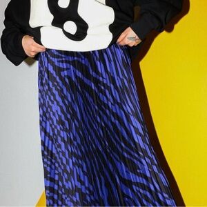 Burnt Toast Zebra Tiger Stripe Pleated Maxi Skirt